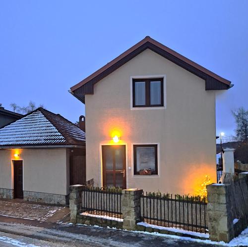 Vedere exterior, Ubytování U Křivánků 1 (Ubytovani U Krivanku 1) in Jindřichův Hradec