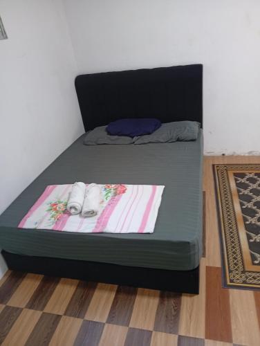Guest House Idaman BB - NO SHARING ROOM in Tok Jembal / Gong Badak