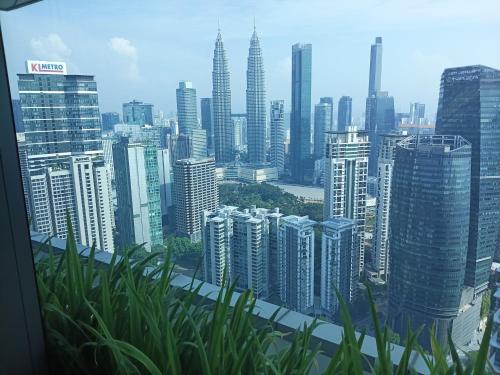 Eaton Residence Suites at KLCC - image 5