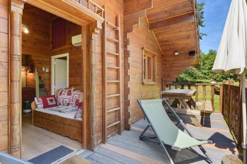 Camping L'imprévu (Camping L'imprevu) in Vaulnaveys-le-Bas