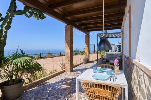 Villa Javier