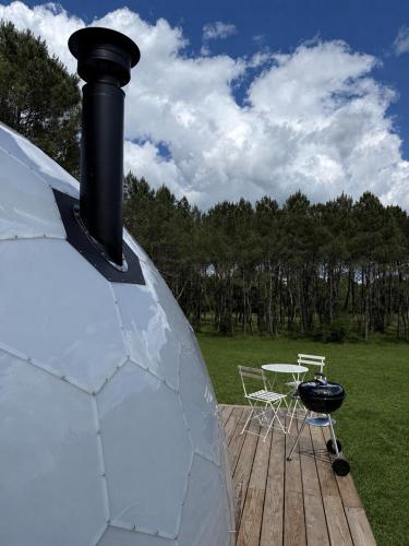 Dome & Spa - Les Cabanes De La Saye in Cavignac
