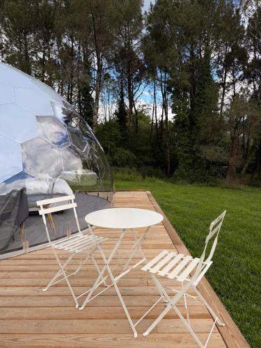 Dome & Spa - Les Cabanes De La Saye in Cavignac