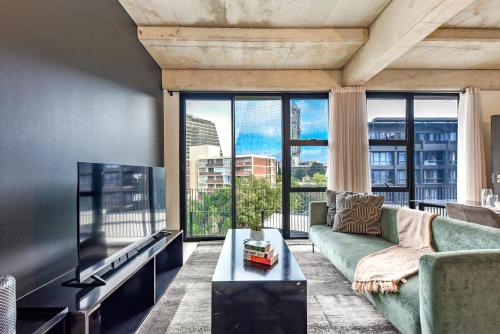 Kilátás, The Lineal 521 - Urban 1BR Escape in Sandton Rooftop Pool Access in Sandton