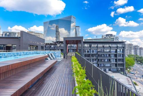 A szálláshely kívülről, The Lineal 521 - Urban 1BR Escape in Sandton Rooftop Pool Access in Sandton