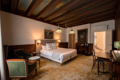 Hotel Spa - Au Charme Rabelaisien in Amboise