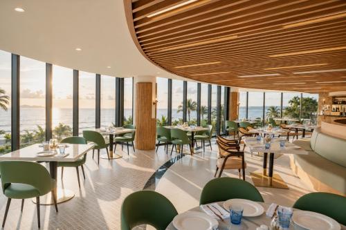 Restaurant, WorldHotels Long Beach Resort Phu Quoc in Phu Quoc Island