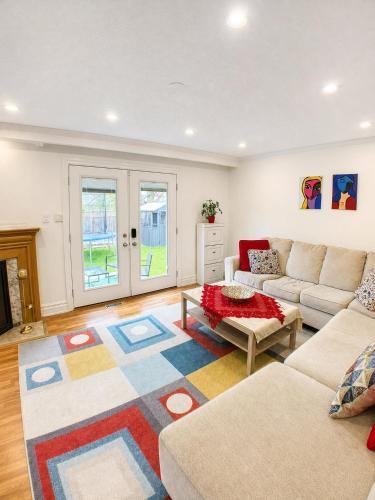 2 Bedrooms Unit in Toronto-Private Entry — other in 15 Oakhurst Drive, Toronto Canada, M2K 2N2