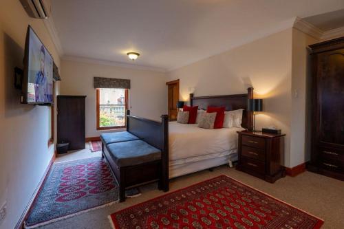 IL Castello Boutique Hotel Room Type - Deluxe King Room IL Castello Boutique Hotel Room Type - Deluxe King Room