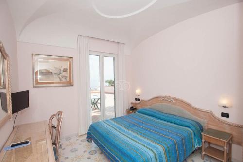 Camera doppia o twin, vista sul mare, balcone