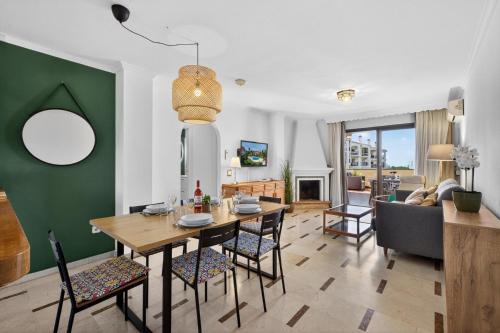Amazing apartment with sea view & big terrace