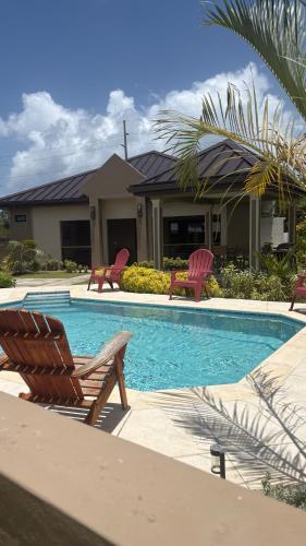 Private Pool Villa in Gated Samaan Grove Near Beaches in Bon Accord Village