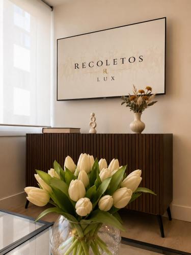 gedeelde lounge/tv-ruimte, Elegante Apartamento Puerta de Alcalá - Recoletos (Elegante Apartamento Puerta de Alcala - Recoletos) in Chueca / Justicia