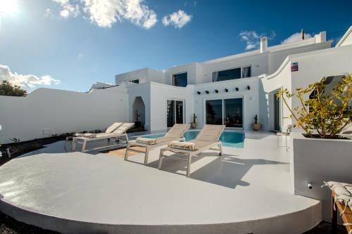 Entrada, Villa Lore by Villalize in Nazaret