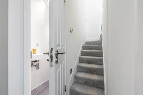 BnBNova - Marylebone 2BR - Hyde Park - main image