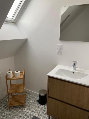 Cottage with Hot Tub in Beaulieu-les-Loches