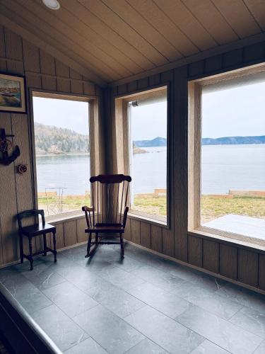 Aspy Bay Ocean Front Cottage in Dingwall (NS)