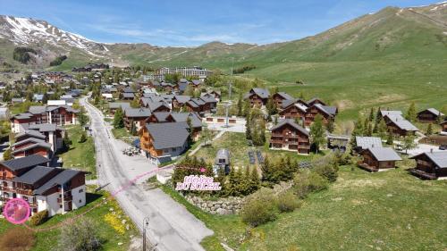 Appartement Chaleureux- pied de pistes