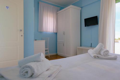1 queen bed