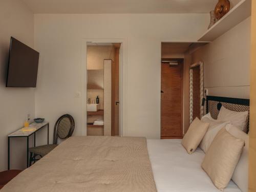 Hôtel Les Brises - image 42