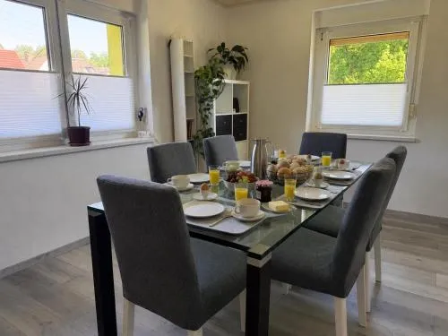 Ferienhaus am Waldrand in ruhiger Umgebung in Cunewalde, Deutschland