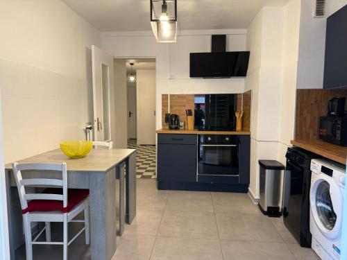 Sea la vie - cosy climatise-balcons-proche plage in Ventabrun