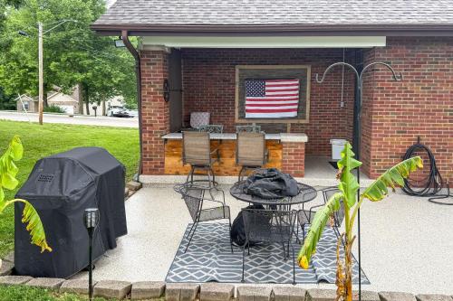Remodeled Columbia Home: 14 Mi to St Louis in Columbia (IL)