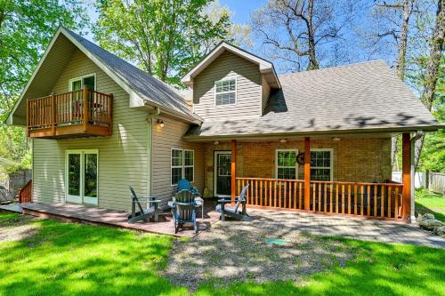 Walk to the Beach: Cozy Fall Fireside Stay