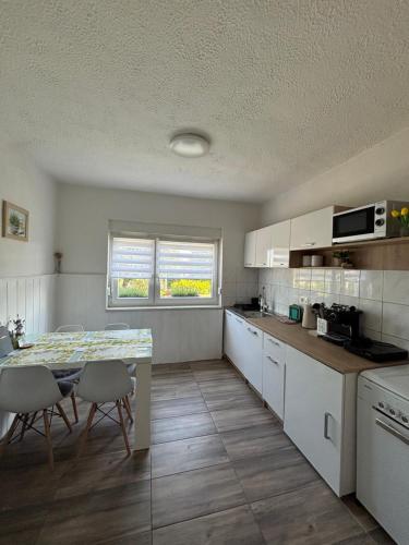 المرافق, Apartma Laganini in Bosiljevo