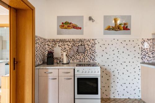Ferienwohnung Für 6 Personen 90 M² (Ferienwohnung Fur 6 Personen 90 M²) in Neu Redlin