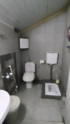 Peaceful Private Cottage in Khaira Gali Galyat Murree - image 12