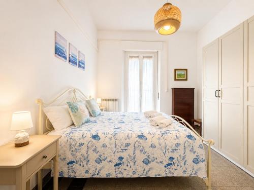 In centro sul mare - 2 camere e balcone - 5 posti letto
