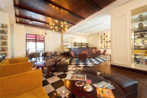Bar/lounge, De Paviljoen Bandung in Riau