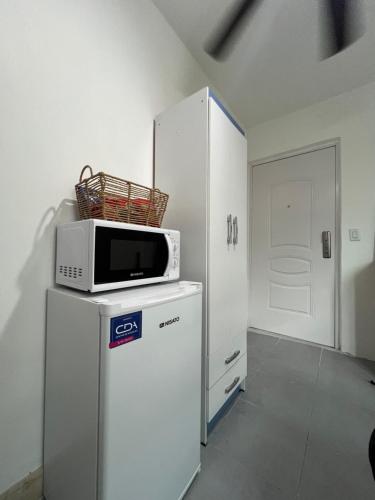 Small Room in the heart of Via Argentina - image 2