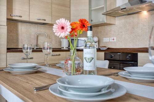 5 Star Residence - Stylish Modern apartments in St Julians 5