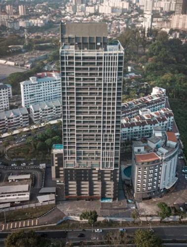 VOS Suites By BOLD – khách sạn tại Gelugor