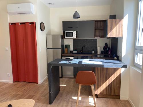 Appartement neuf avec terrasse centre ville - Location saisonnière - Aurillac