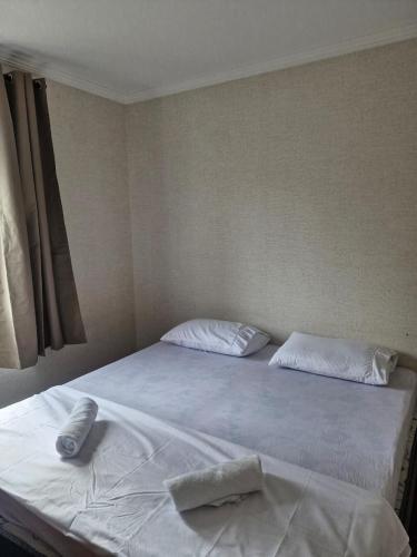 1 twin bed