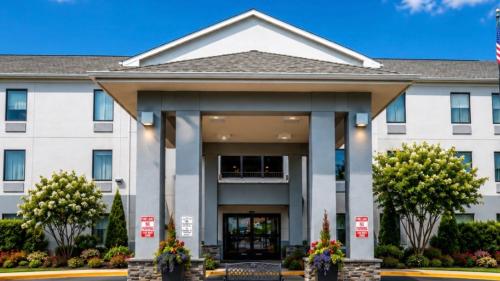 . Holiday Inn Express & Suites Burlington - Mount Holly by IHG