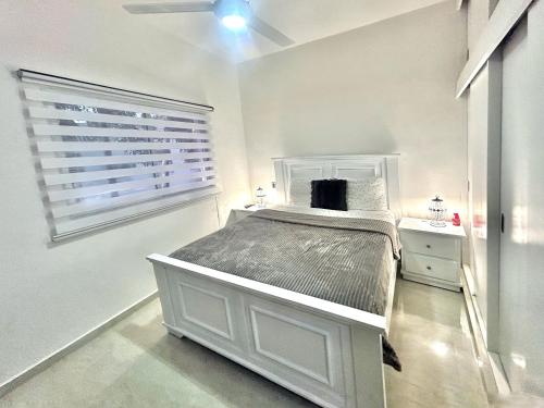 Apartamento Fonzeka B1 A 1 Min de Playa 3 habitaciones Lujo Parqueo in Río San Juan