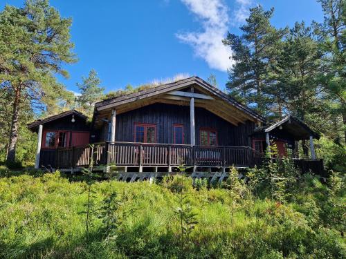 Hov Hyttegrend in Viksdalen