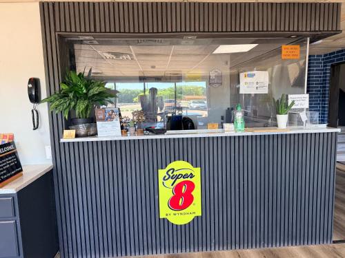 Super 8 By Wyndham Macomb in Macomb (IL)