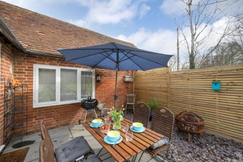 2 Bed in Tonbridge oc-ts735 - Tap to explore photos