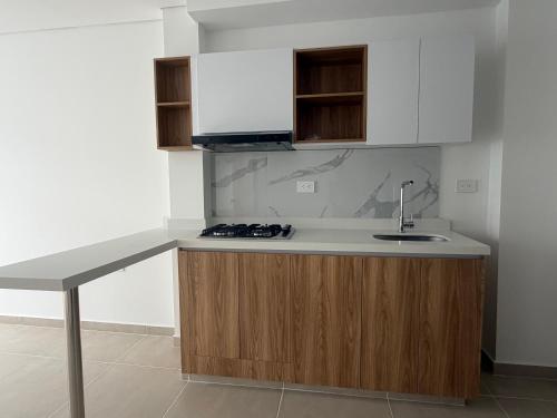 Apartaestudio NUEVO, Confort y ubicación estratégica