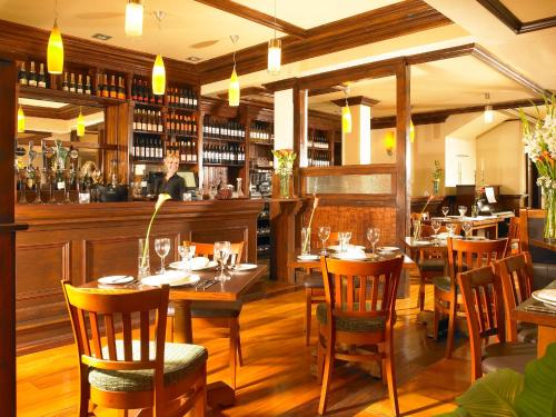 Pub/Lounge, Glengarriff Park Hotel in Glengariff