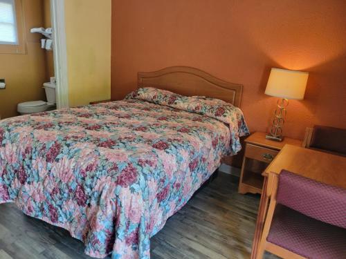 1 queen bed