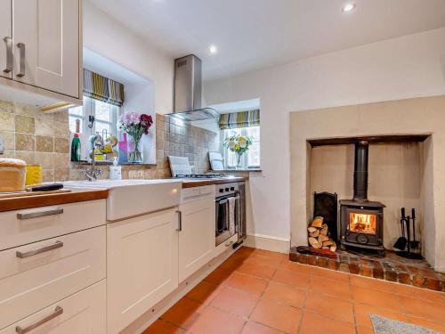 Iekārtas, 1 Bed in Matlock oc-75400 in Middleton (Derbyshire)