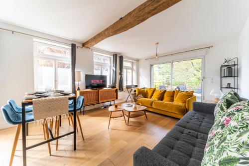 La Terrasse - Parking - Gare - Wifi - Netflix - Location saisonnière - Tourcoing