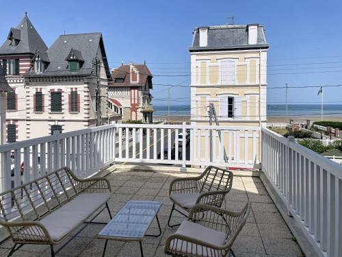 Appartement vue mer avec terrasse ensoleillée