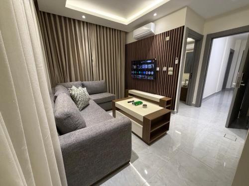 004 JRE apartment with stunning boulevard veiw - image 9